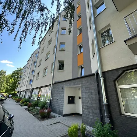 Sunny & Private Parking * Warsaw